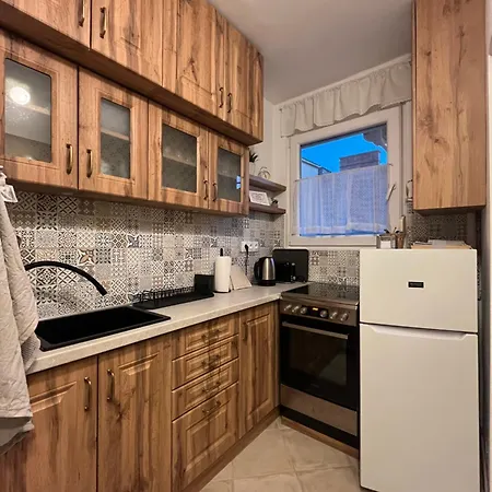 Artist's Quarter, Margit At The Danube Apartman *