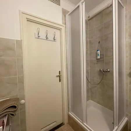 Artist's Quarter, Margit At The Danube Apartman Budapest