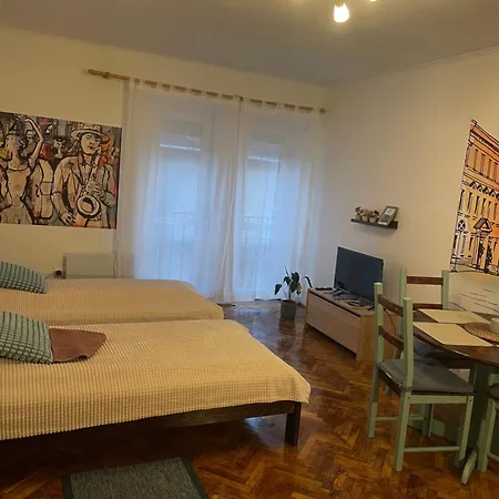 Apartment Artist's Quarter, Margit At The Danube *
